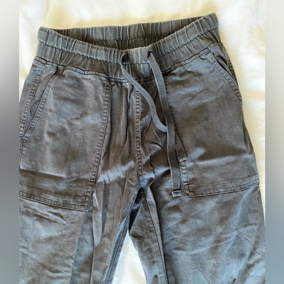 Black Roots pants size xs women’s - Picture 2 of 5